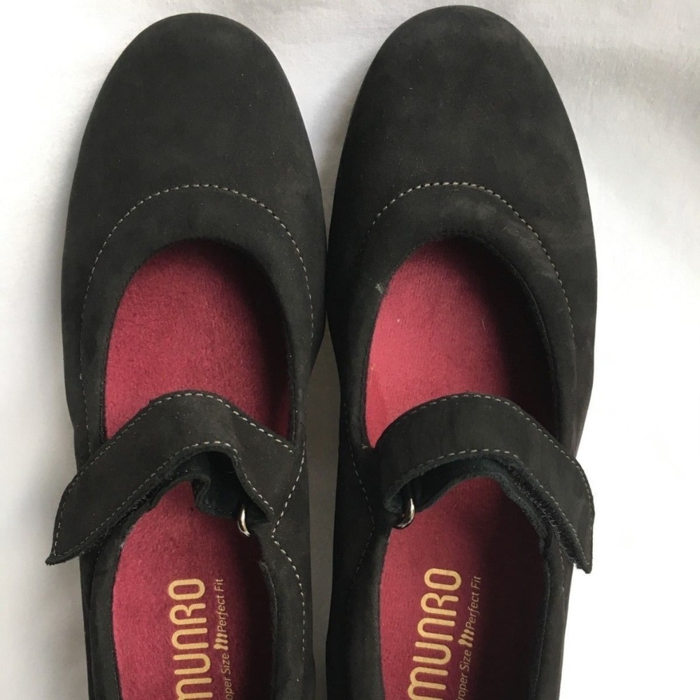 Munro Pia Black Nubuck  Mary Jane Wedge Size 6.5 M - Picture 6 of 8